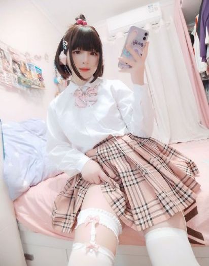 夏木彩春电影_DVD完整视频观看