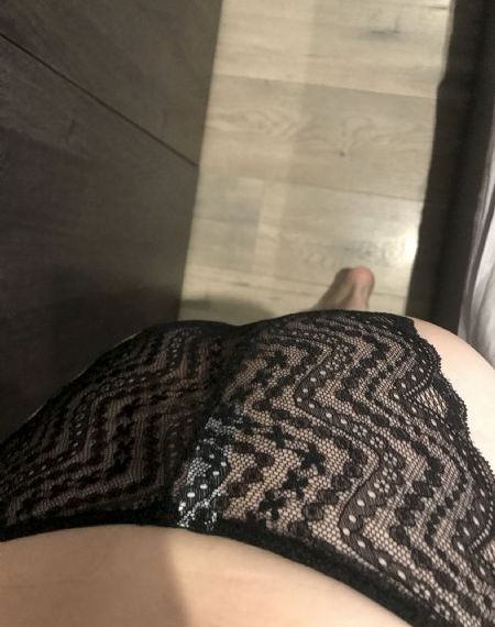 y111111少妇在线光屁股_高清完整版观看
