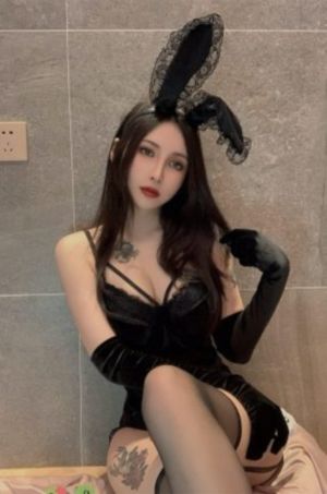 迷人的保姆在线看_DVD免费在线播放